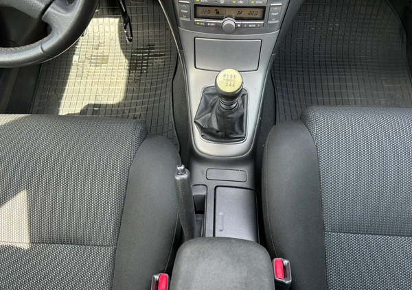 Toyota Avensis cena 19500 przebieg: 244992, rok produkcji 2008 z Bolków małe 172
